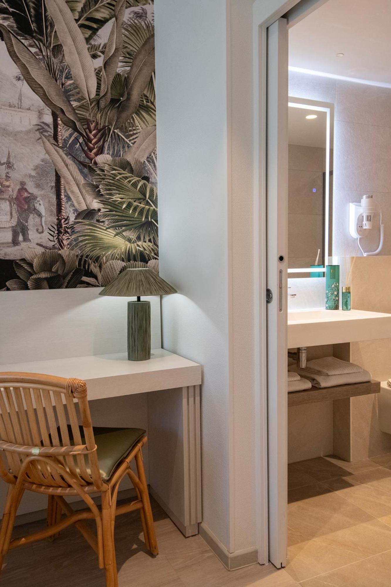Aparthotel Hoteliere Chambord Au Coeur De - Entierement Renovee 3*