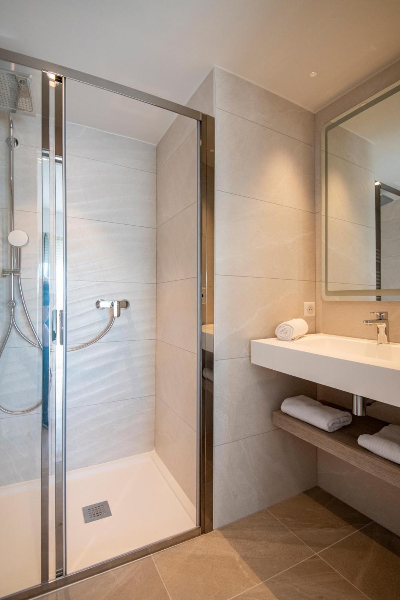 Aparthotel Hoteliere Chambord Au Coeur De - Entierement Renovee 3*