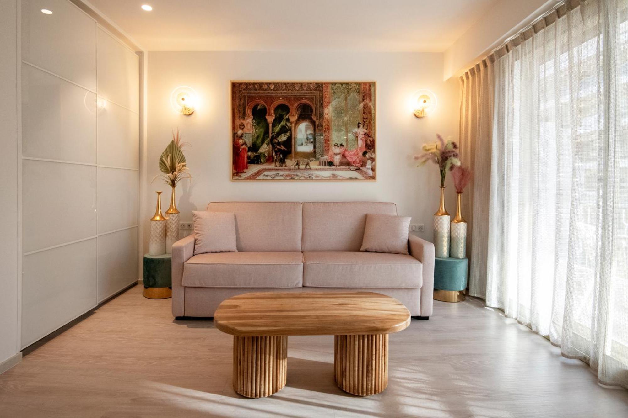 Aparthotel Hoteliere Chambord Au Coeur De - Entierement Renovee