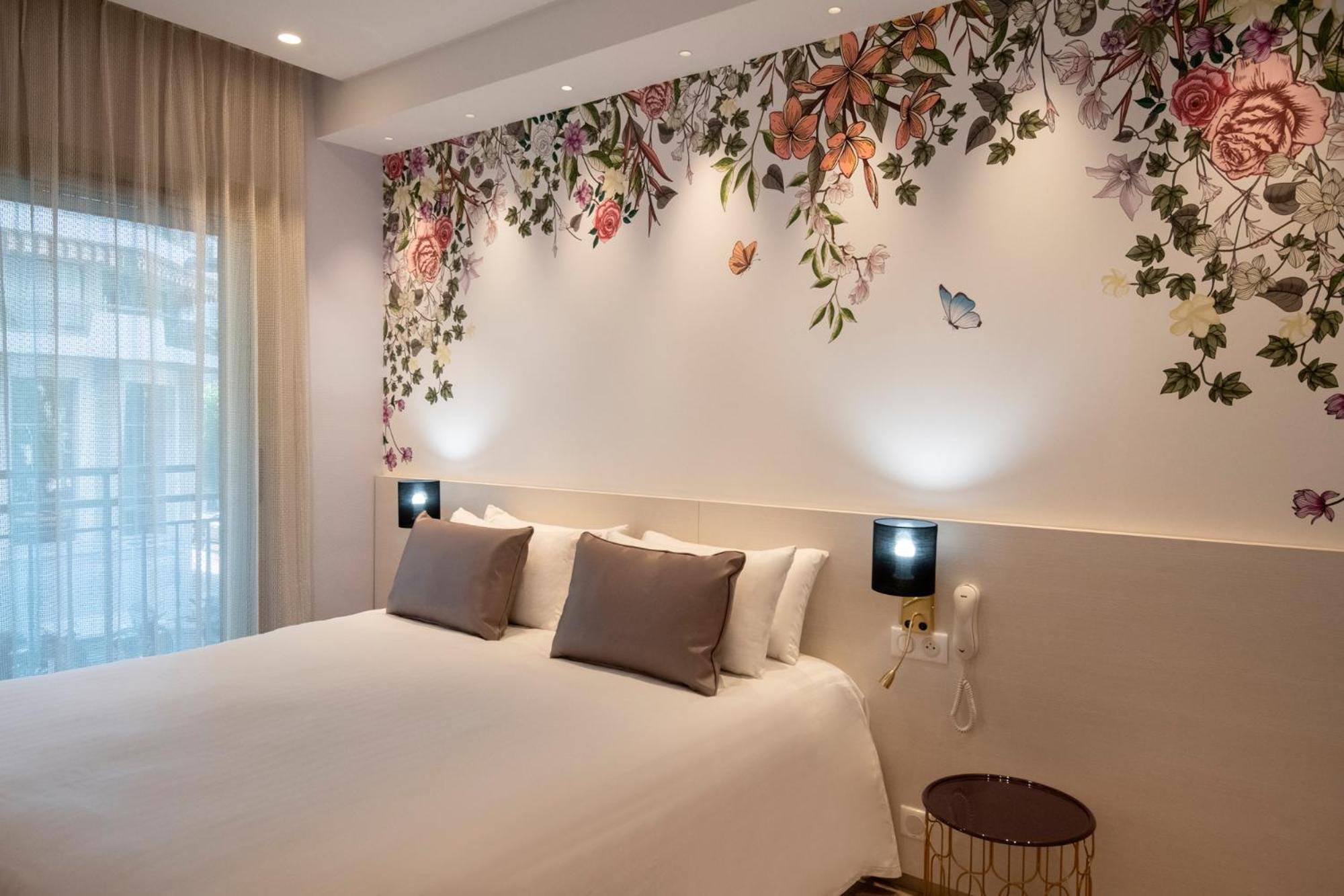 Hoteliere Chambord Au Coeur De - Entierement Renovee