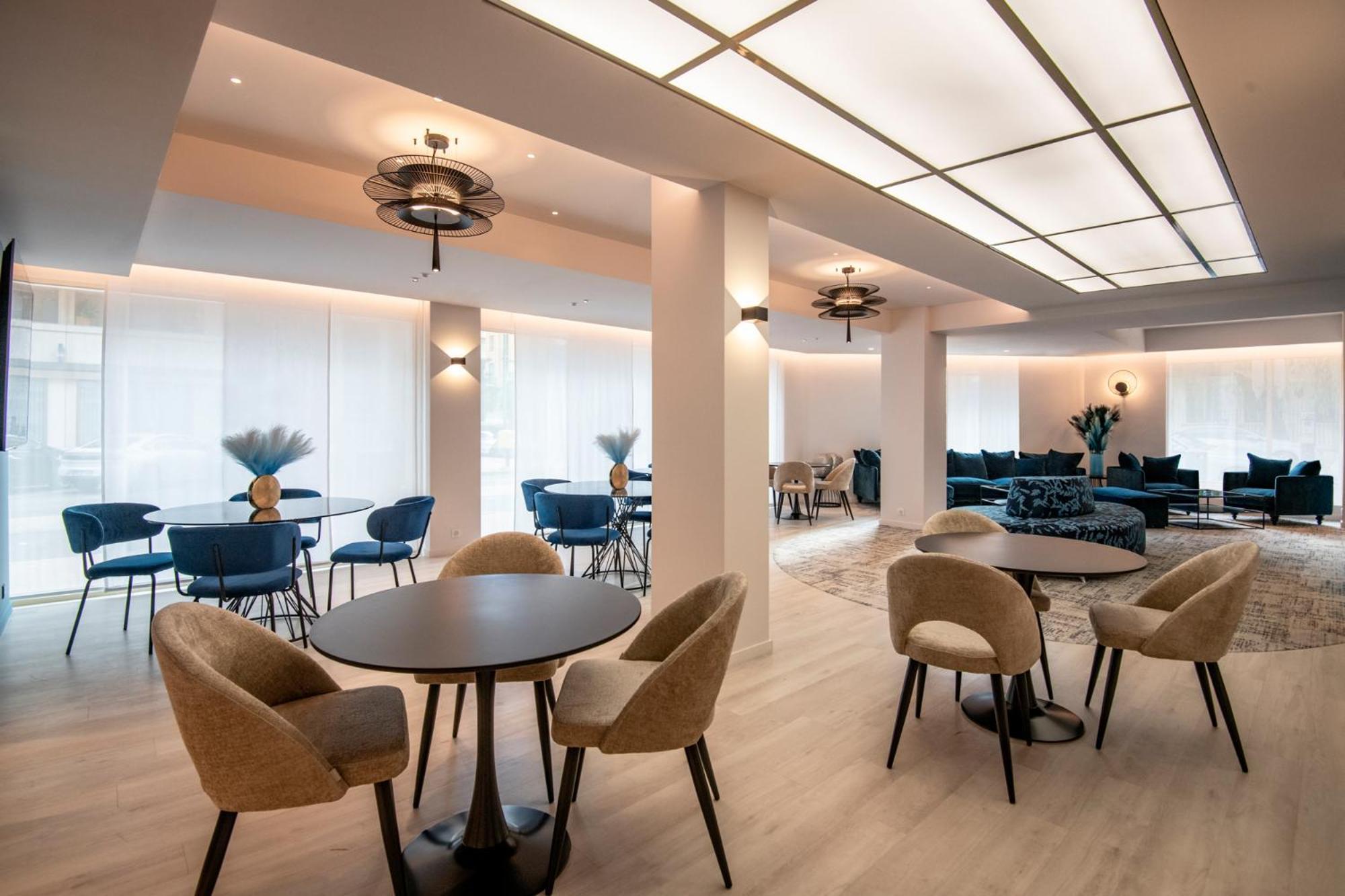 Aparthotel Hoteliere Chambord Au Coeur De - Entierement Renovee